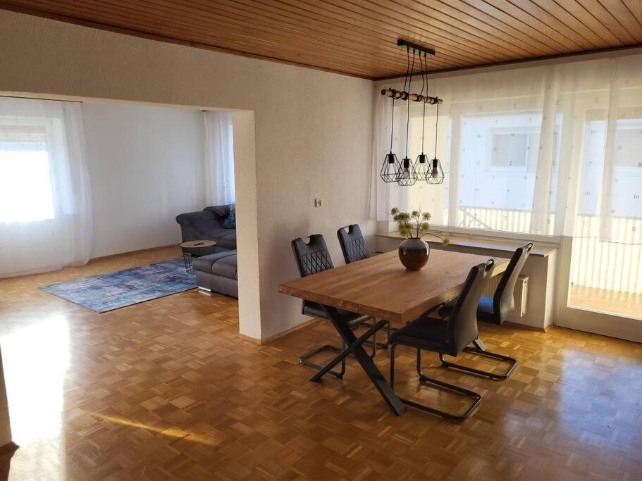 Zentrale, Helle Ferienwohnung Crailsheim Eksteriør billede